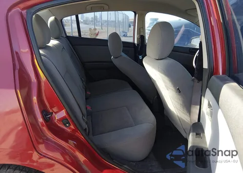 2012 Nissan Sentra 2.0 from USA, damaged, VIN 3N1AB6AP4CL762576